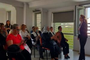 &Ccedil;iğli Belediyesi, kadınlara sağlıklı yaşam alışkanlıkları kazandırmak i&ccedil;in "Sağlıklı Yaş