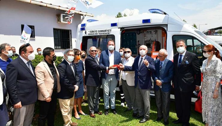 Çiğli Belediyesi'ne ambulans bağışı: 'Hizmet kalitemiz artacak'