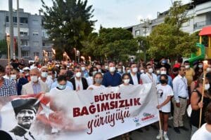 &Ccedil;iğli Belediyesi tarafından 9 Eyl&uuml;l İzmir&rsquo;in Kurtuluşu bir dizi coşkulu