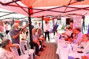 &Ccedil;iğli Belediye Başkanı Utku G&uuml;mr&uuml;k&ccedil;&uuml;, Pandemi kısıtlamaları sebebiyle ara verilen
