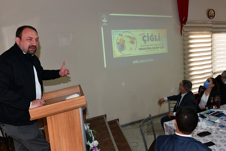 Pandemi sürecinde ekonomik sıkıntı yaşayan esnaflara yönelik yerel anlamda düzenlenen