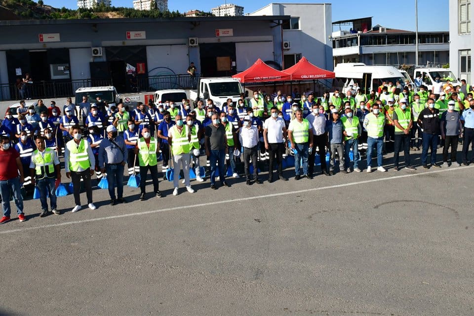 &Ccedil;iğli Belediyesi tarafından, İzmir B&uuml;y&uuml;kşehir Belediyesi'nin katkılarıyla 5 Haziran D&uuml;nya