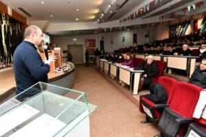 &Ccedil;iğli Belediyesi, Kahramanmaraş&rsquo;ta meydana gelen ve bir&ccedil;ok &ccedil;evre ilde etkisini