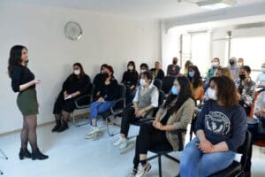 &Ccedil;iğli Belediyesi, kadınların sağlığını korumak ve yaşam kalitelerini y&uuml;kseltmek amacıyla