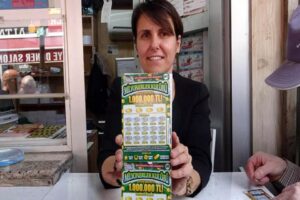 Denizli'deki T&uuml;rkiye tarihinin en b&uuml;y&uuml;k ikramiyesi olan 212 milyon 285