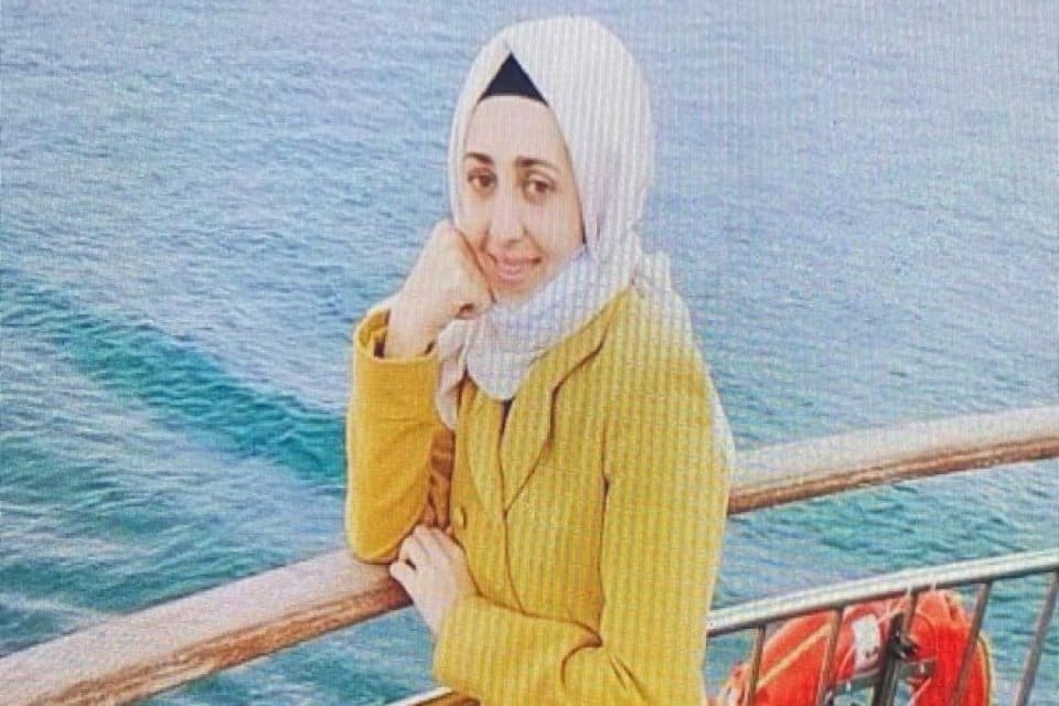 Kadık&ouml;y'de &ccedil;alıştığı hastanede eşi tarafından bı&ccedil;aklanan Yudum Mert hayatını kaybetti.