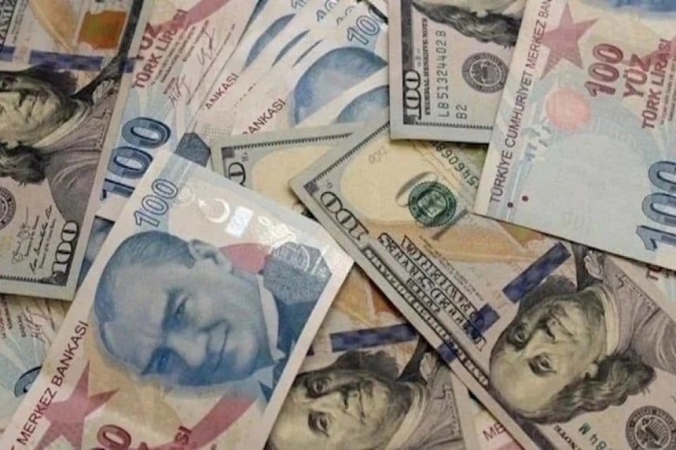 Merkezi b&uuml;t&ccedil;eden Kur Korumalı Mevduat (KKM) sahiplerine ekimde 973 milyon