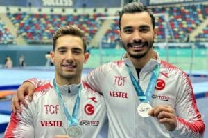 İZMİR ve T&uuml;rkiye'nin cimnastikteki en b&uuml;y&uuml;k gururları İbrahim &Ccedil;olak ve