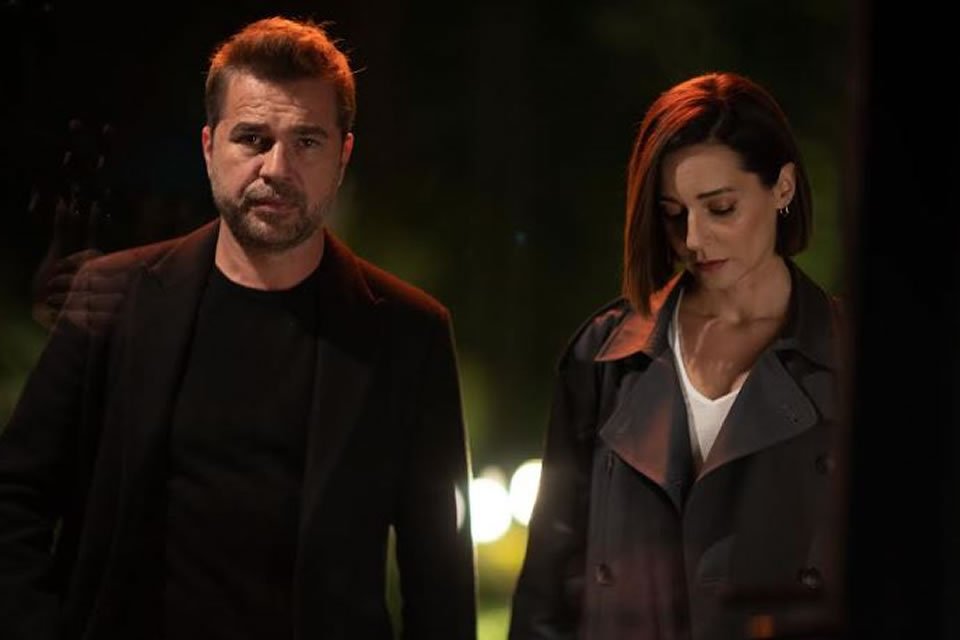 Star TV'nin sevilen dizisi "&Ccedil;&ouml;p Adam" yeni b&ouml;l&uuml;m&uuml;yle ekrana geliyor.