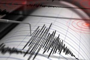 &Ccedil;orum'un Alaca il&ccedil;esinde saat 12.09'da&nbsp;deprem&nbsp;meydana geldi. Gelen son dakika haberine
