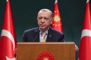 Cumhurbaşkanı Erdoğan 4 saat s&uuml;ren Kabine Toplantısı'nın ardından a&ccedil;ıklama yaptı.