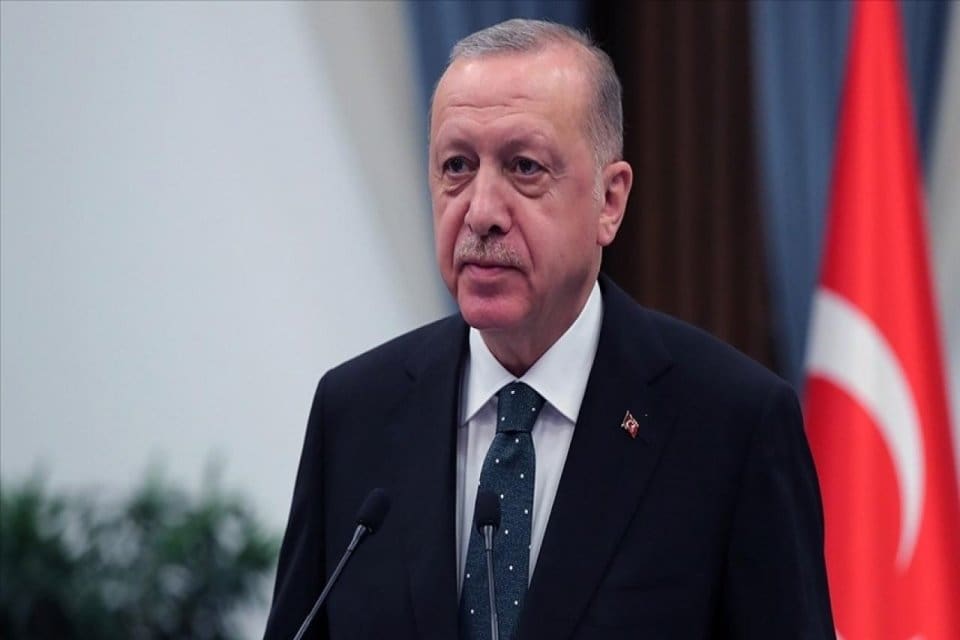 Cumhurbaşkanı Erdoğan, Pen&ccedil;e-Kilit Harekatı'nda amacın en az kayıpla b&ouml;lgedeki mağaraların