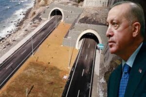 Cumhurbaşkanı Recep Tayyip Erdoğan, Karadeniz Sahil Yolu'nun bir kısmı olan