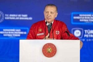 Cumhurbaşkanı Recep Tayyip Erdoğan, Karadeniz gazının karaya buluşma t&ouml;reninde a&ccedil;ıklamalarda