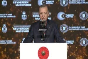 &nbsp; Cumhurbaşkanı ve AK Parti Genel Başkanı&nbsp;Recep Tayyip Erdoğan, Bandırma