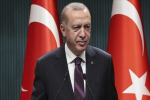 AK Parti Sözcüsü Ömer Çelik açıklamalarda bulundu. "Aşı ile çalışmalar