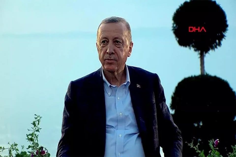 Cumhurbaşkanı Recep Tayyip Erdoğan, Van'da "Gen&ccedil;lik Buluşması" etkinliğinde a&ccedil;ıklamalarda bulundu.