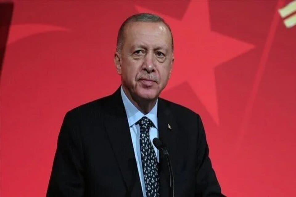 Cumhurbaşkanı Erdoğan, şehit yakını Tahir G&uuml;mren'e k&uuml;frettiği gerek&ccedil;esiyle tepkilerin odağındaki