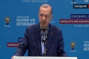 Partisinin Eskişehir il danışma toplantısında konuşan Cumhurbaşkanı Erdoğan,&nbsp;CHP lideri Kılı&ccedil;daroğlu'nun
