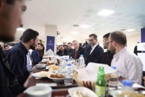 Cumhurbaşkanı Recep Tayyip Erdoğan, İstanbul'da KYK yurdunda &ouml;ğrencilerle iftar programında