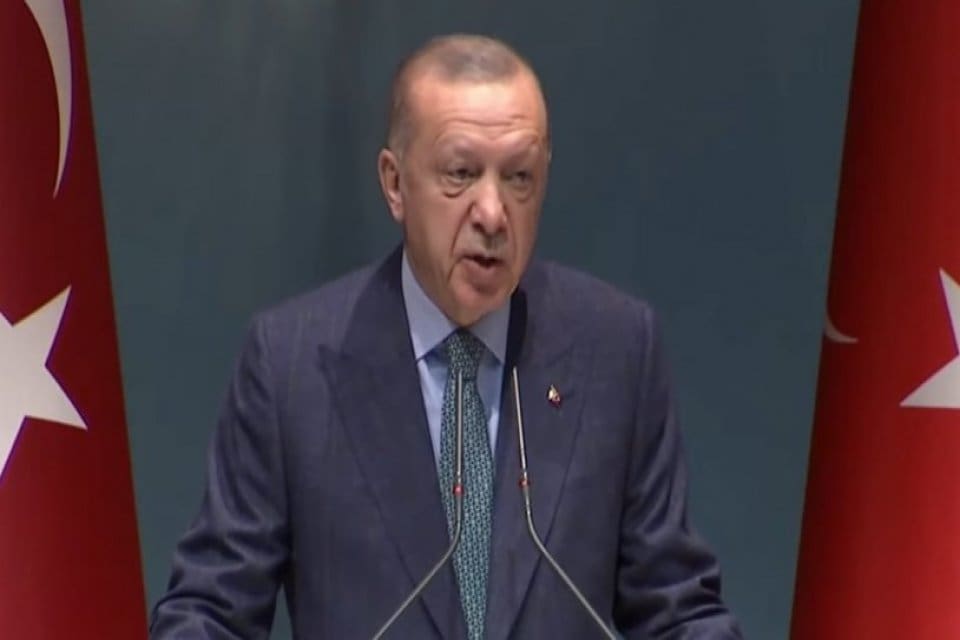 Cumhurbaşkanı Erdoğan, partisinin genel merkezinde Genişletilmiş İl Başkanları Toplantısı'nda yaptığı