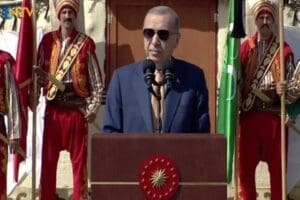 Cumhurbaşkanı Erdoğan, Suriye'nin kuzeyine y&ouml;nelik olası operasyon ve ter&ouml;rle m&uuml;cadeleye