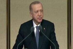 Cumhurbaşkanı Recep Tayyip Erdoğan, eski vekillerle 'vefa' buluşmasında a&ccedil;ıklamalarda bulundu.
