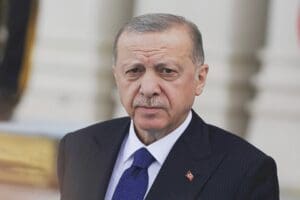 Cumhurbaşkanı Erdoğan, "İkili bir g&ouml;r&uuml;şmeyi benim Mi&ccedil;otakis ile yapmam m&uuml;mk&uuml;n