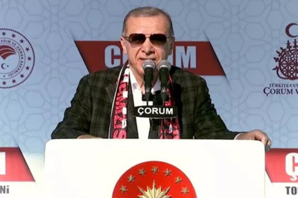 Cumhurbaşkanı Recep Tayyip Erdoğan, &Ccedil;orum'da Kadeş Barış Meydanı'nda toplu a&ccedil;ılış