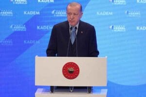 Cumhurbaşkanı Recep Tayyip Erdoğan, Bağlarbaşı Kongre ve K&uuml;lt&uuml;r Merkezi'nde KADEM