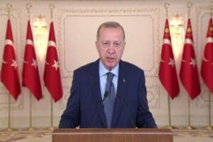 Cumhurbaşkanı Recep Tayyip Erdoğan, Rize&rsquo;de şiddetli yağışa bağlı oluşan sel