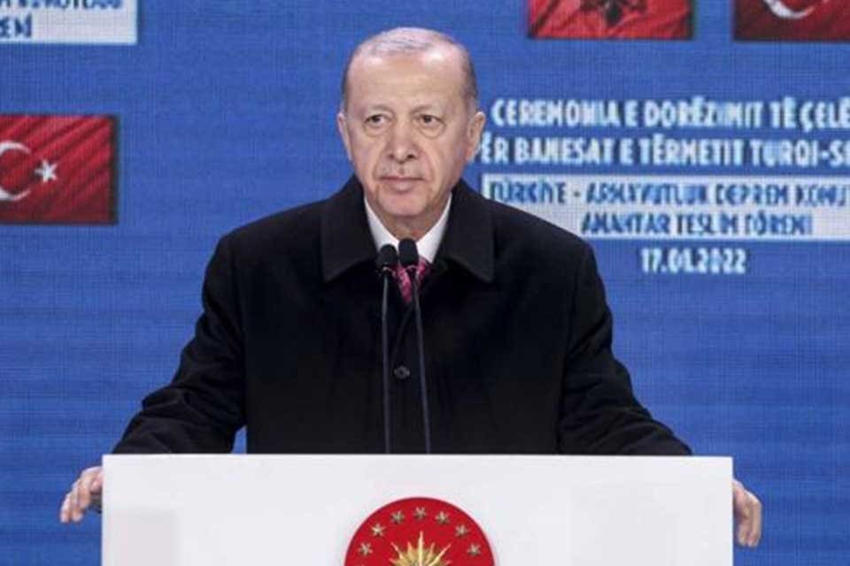 Cumhurbaşkanı Erdoğan, Arnavutluk Başbakanı Rama ile TOKİ tarafından La&ccedil; şehrinde