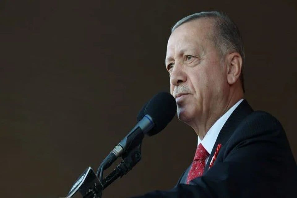 Cumhurbaşkanı Erdoğan, Kara Harp Okulu diploma t&ouml;reninde konuştu. T&uuml;rkiye'deki en