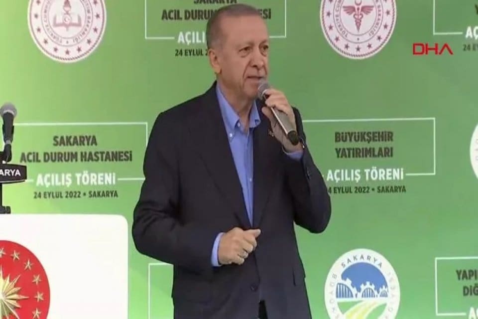 Cumhurbaşkanı Recep Tayyip Erdoğan, Sakarya Demokrasi Meydanı'nda Sakarya Acil Durum