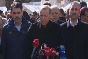 Cumhurbaşkanı Recep Tayyip Erdoğan, Kahramanmaraş merkezli depremden etkilenen Gaziantep'te son