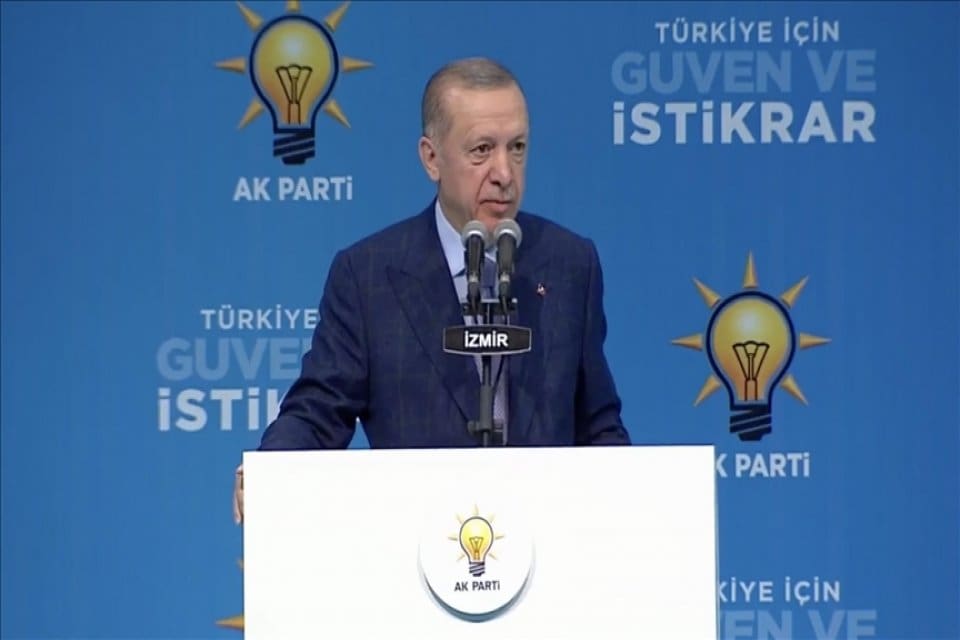 Cumhurbaşkanı Erdoğan, Cumhur İttifakı'nın Cumhurbaşkanı adayının kendisi olduğunu a&ccedil;ıkladı. Cumhurbaşkanı