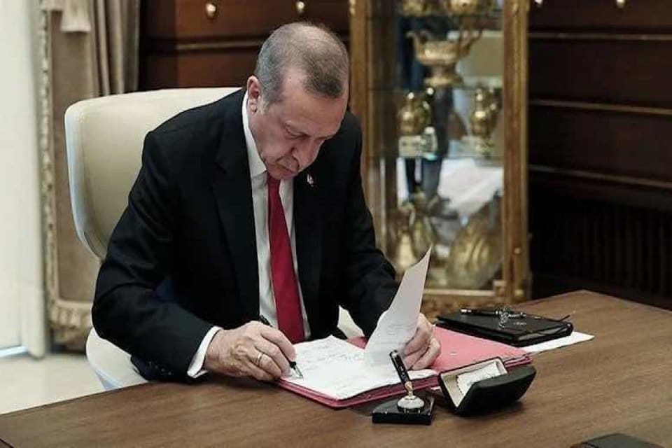Dışişleri Bakanlığı&nbsp;b&uuml;nyesinde bulunan Destek Hizmetleri Genel M&uuml;d&uuml;rl&uuml;ğ&uuml;ne İrfan Neziroğlu, Uluslararası