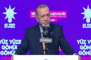 Cumhurbaşkanı Recep Tayyip Erdoğan, Haliç Kongre Merkezi'nde AK Parti İstanbul