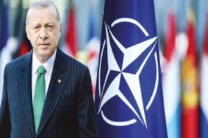 Cumhurbaşkanı Erdoğan, Cumhurbaşkanlığı Millet K&uuml;t&uuml;phanesi&rsquo;nde gen&ccedil;lerle buluşmasında g&uuml;ndeme ilişkin a&ccedil;ıklamalarda