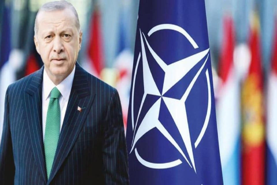Cumhurbaşkanı Erdoğan, Cumhurbaşkanlığı Millet K&uuml;t&uuml;phanesi&rsquo;nde gen&ccedil;lerle buluşmasında g&uuml;ndeme ilişkin a&ccedil;ıklamalarda
