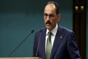 Cumhurbaşkanlığı S&ouml;zc&uuml;s&uuml; İbrahim Kalın, 'Cumhurbaşkanı Erdoğan, yarın telefonda Putin'le Ukrayna
