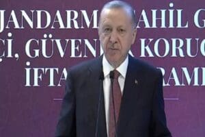 Cumhurbaşkanı Recep Tayyip Erdoğan, g&uuml;venlik personeli ile iftar programında a&ccedil;ıklamalarda