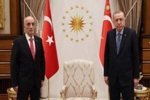 Cumhurbaşkanı Erdoğan, AK Parti Genel Merkezi'nde T&Uuml;RK-İŞ Genel Başkanı Erg&uuml;n