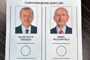 Cumhurbaşkanı seçiminde adayların salt çoğunluğu alamaması nedeniyle Türkiye, 28 Mayıs'ta