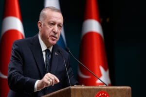 Cumhurbaşkanı Tayyip Erdoğan, T&uuml;rkiye'ye yaptırım s&uuml;reci başlatan Avrupa Birliği (AB)