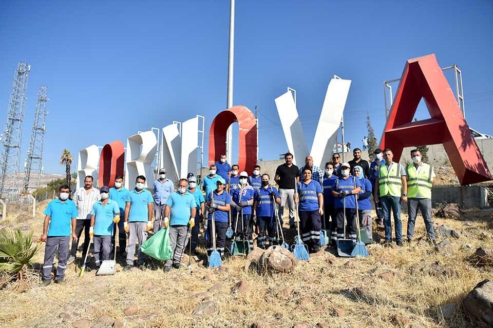 İzmir B&uuml;y&uuml;kşehir Belediyesi&rsquo;nin t&uuml;m il&ccedil;eleri kapsayan Temizlik Seferberliği, Bornova&rsquo;da Nald&ouml;ken
