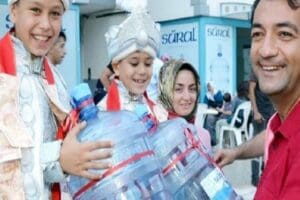 Damacana su, &uuml;st &uuml;ste zamlarla 'l&uuml;ks &uuml;r&uuml;n' haline geldi. Depozito