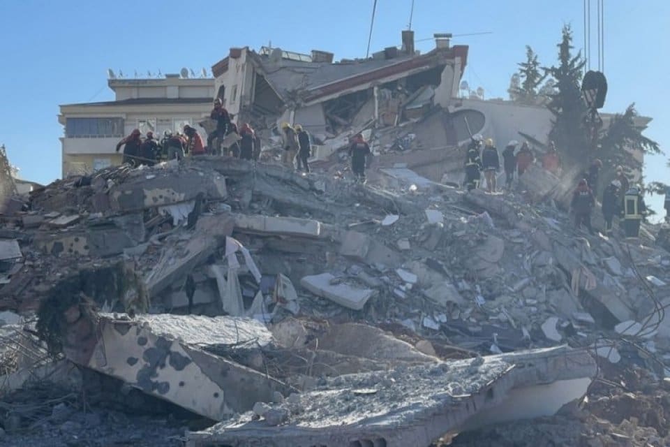 Deprem sonrası DASK'a 326 bin 895 hasar ihbarı yapıldı. Yapılan