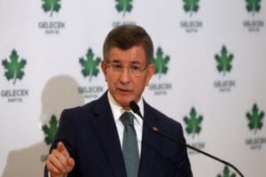 Gelecek Partisi lideri Ahmet Davutoğlu, AKP'ye veda ederken yaptığı konuşmadan