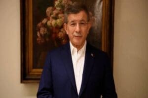 Gelecek Partisi Genel Başkanı&nbsp;Ahmet Davutoğlu,&nbsp;sosyal medya hesabından yaptığı paylaşımda,&nbsp;&ldquo;Sinan Ateş